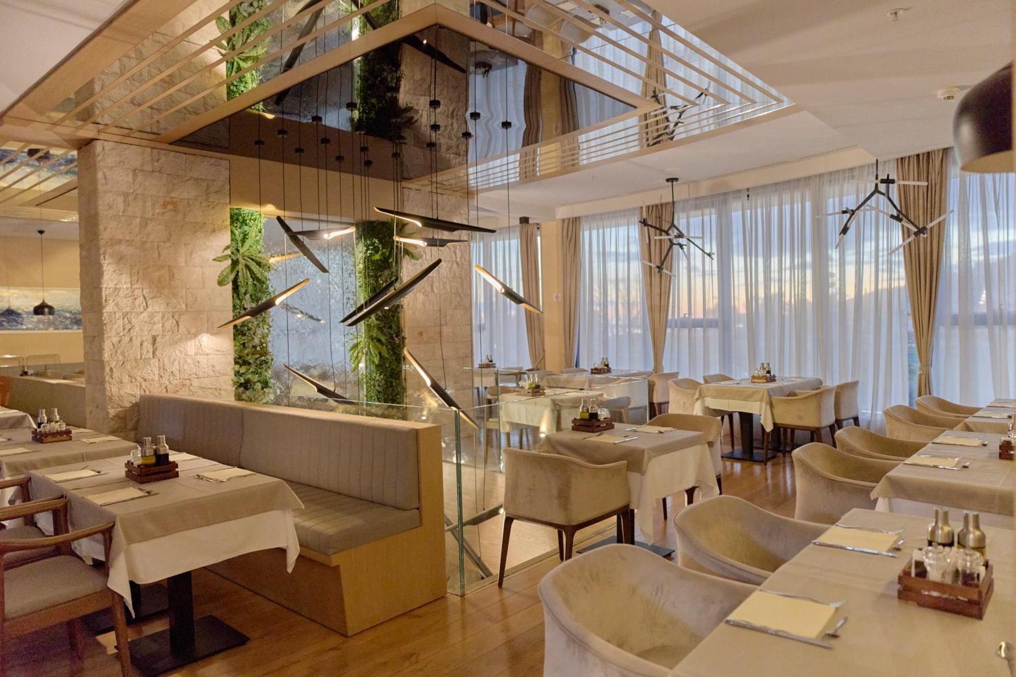 Hotel Imperial Conference & Spa Budva Exterior photo
